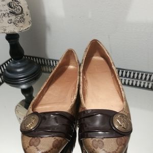 Authentic Gucci Brown signature GG Flats